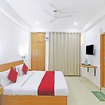 Hotel Trendy Residency