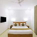 Hotel Trendy Residency