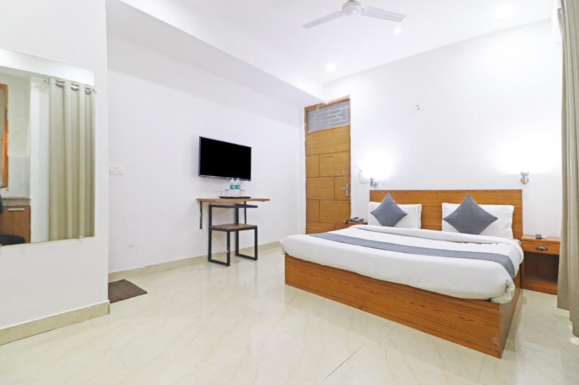 Hotel Trendy Residency New Delhi