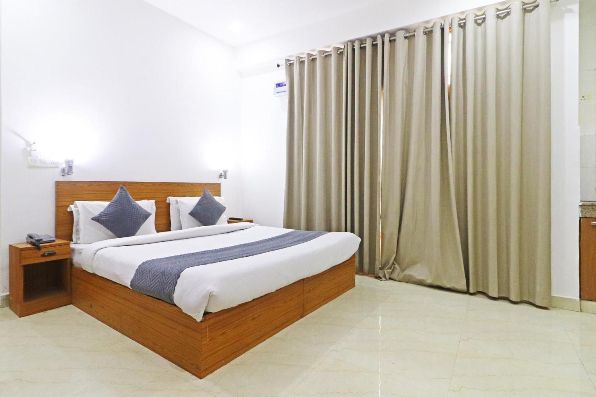 Trendy Residency Hotel 3*