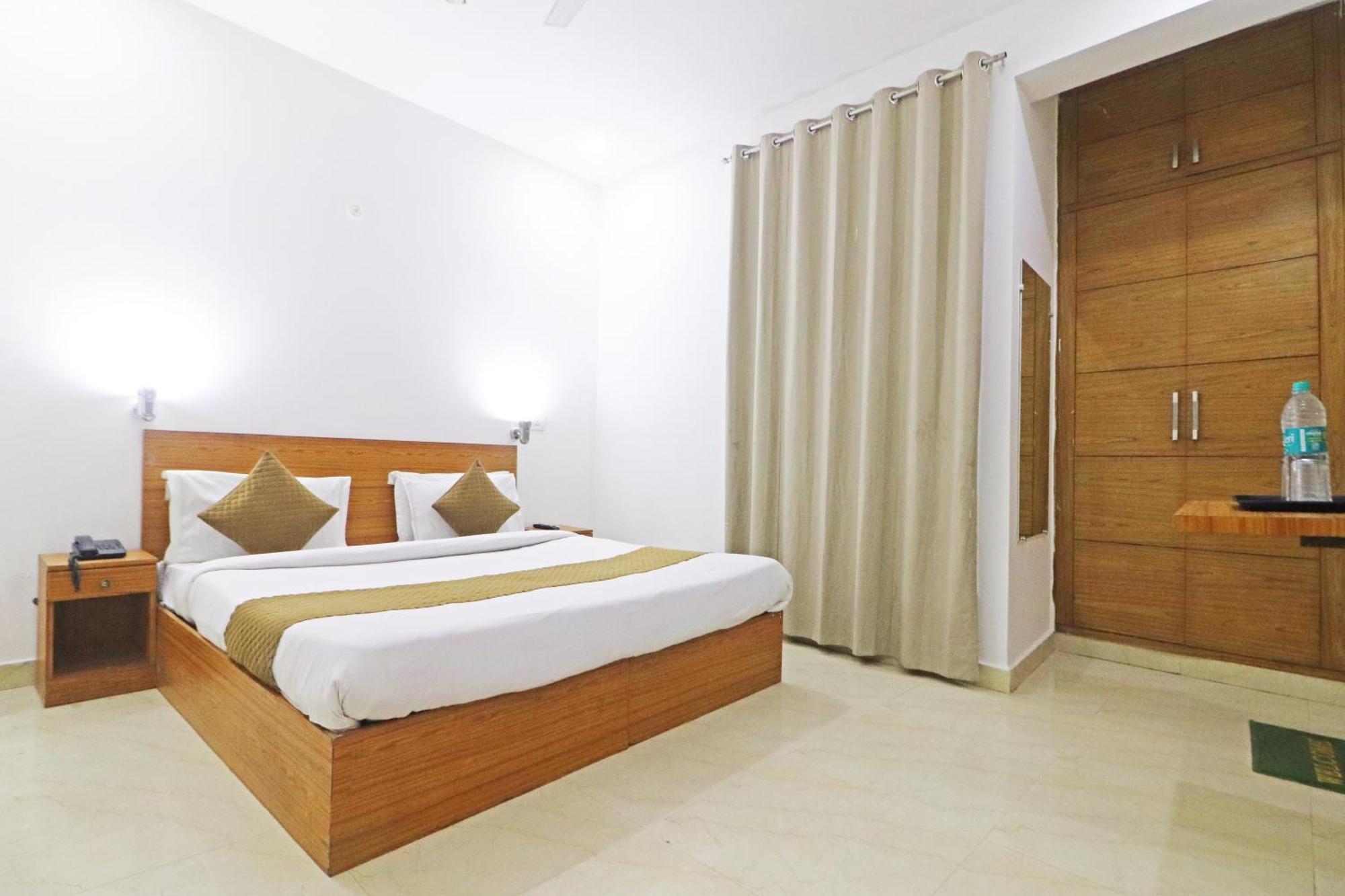 Hotel Trendy Residency 3*