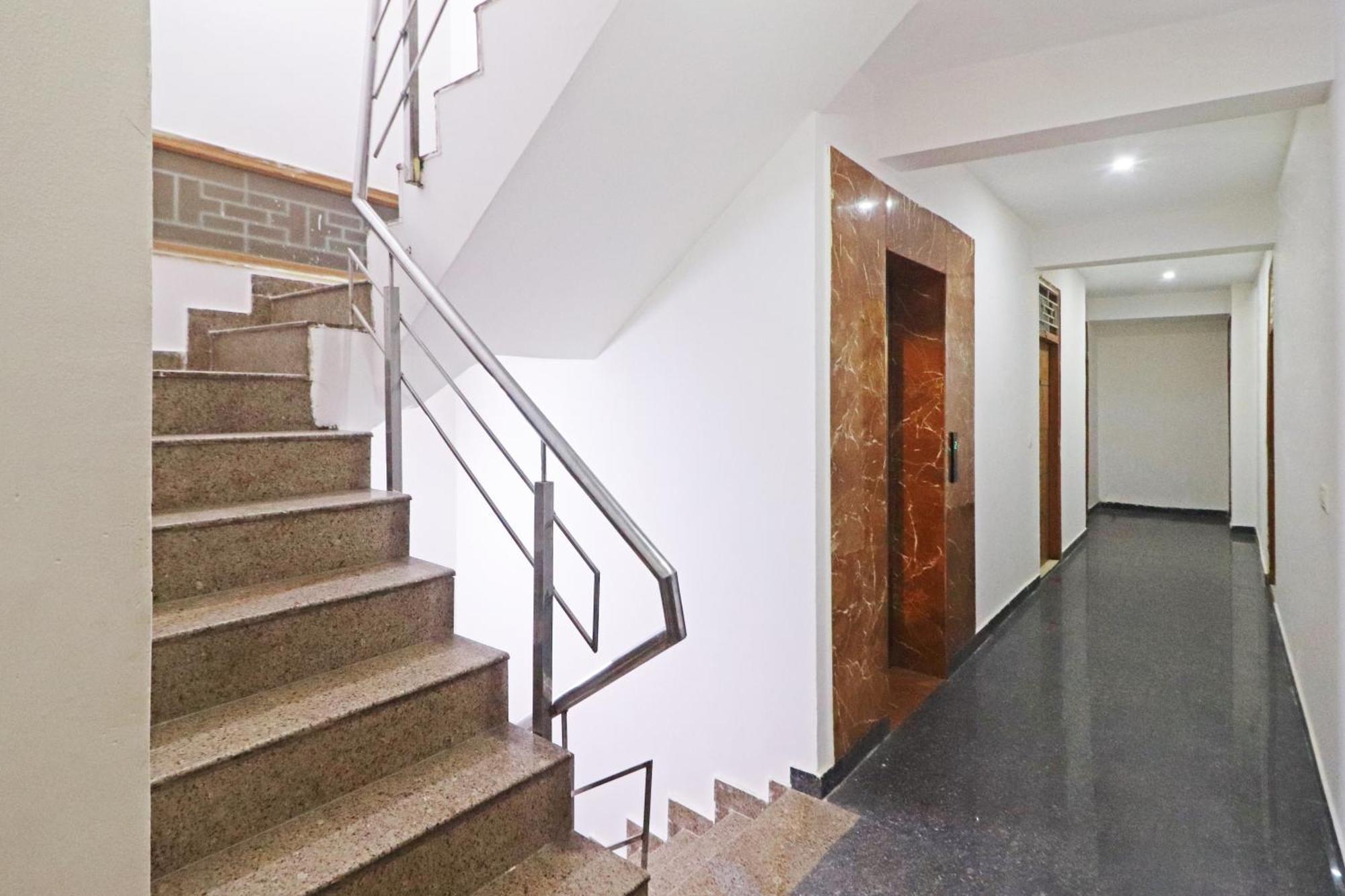 Hotel Trendy Residency 3*