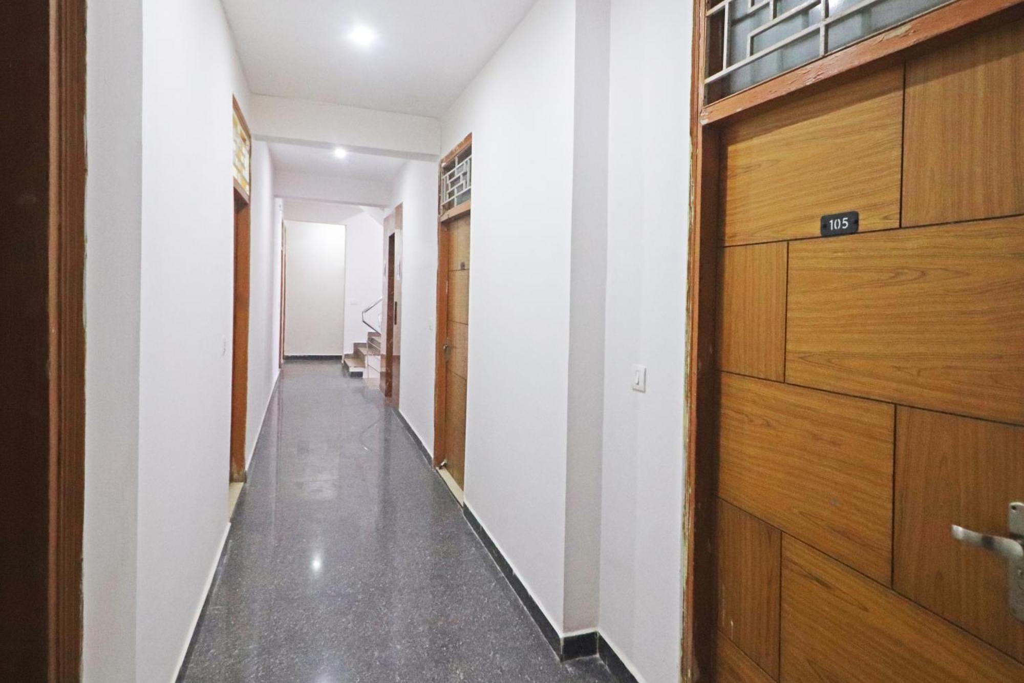 Hotel Trendy Residency New Delhi