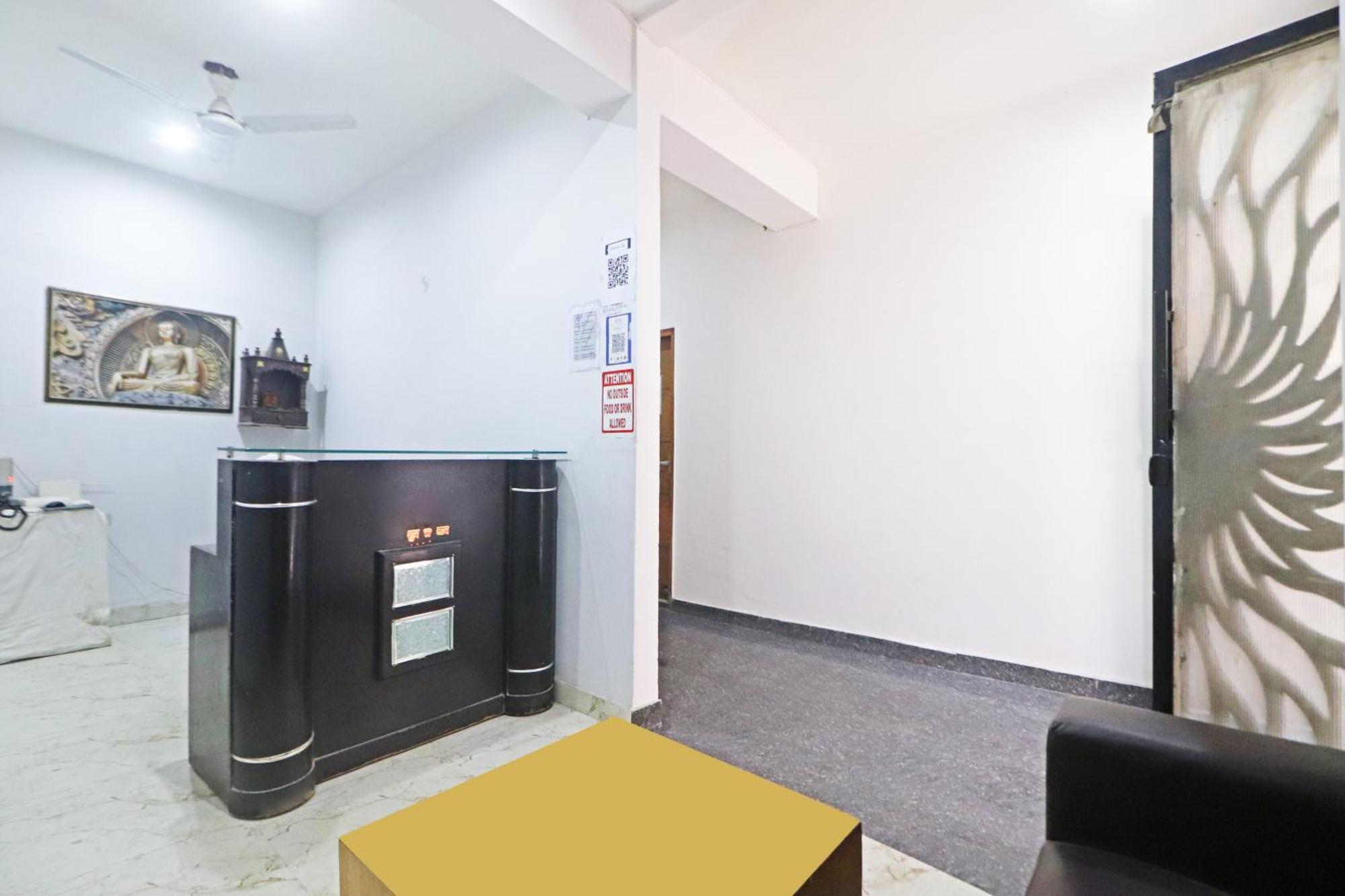 Trendy Residency Hotel 3*
